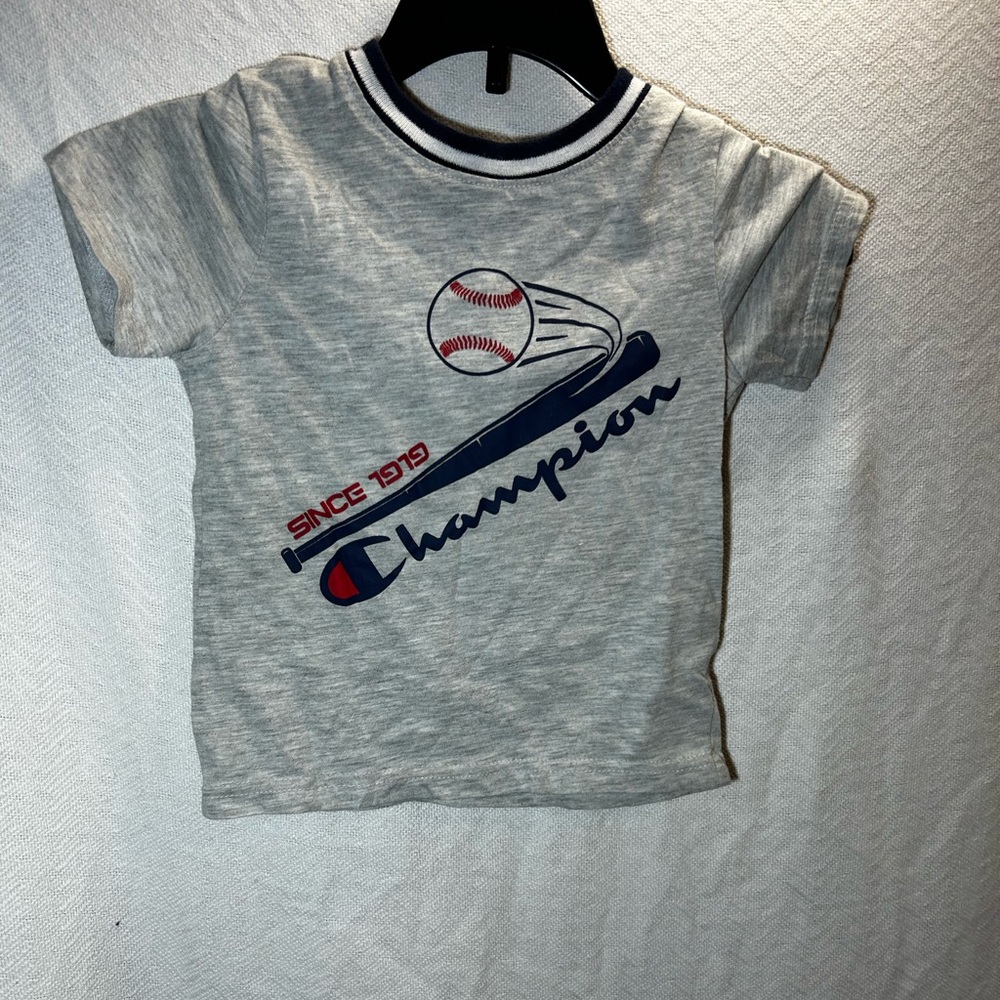 **Bundle** Champion Shirts